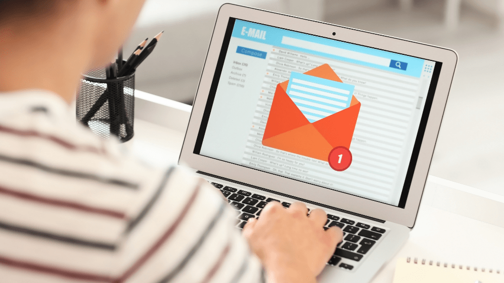 E-mail Notifications and Communication